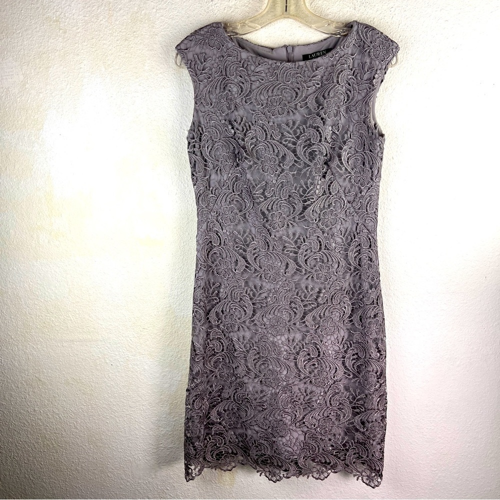 LAUREN RALPH LAUREN Silverish Gray Cocktail dress with lace overlay. Size 4.